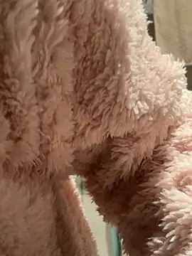 Snapshot of sushan_love chatting on December 15, 2025, 1:59 pm sushan love online show from December 15, 2025, 1:59 pm