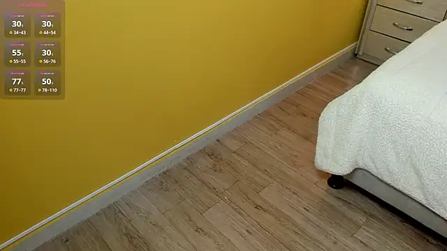 Brunnette Sensation online show from November 13, 2025, 6:18 pm