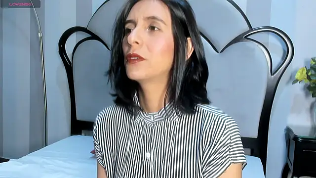 Snapshot of MiaAmore_ chatting on October 11, 2025, 7:45 pm MiaAmore  online show from October 11, 2025, 7:45 pm