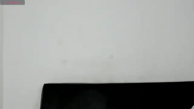 Snapshot of zarek_lux chatting on December 2, 2025, 2:01 pm zarek lux online show from December 2, 2025, 2:01 pm