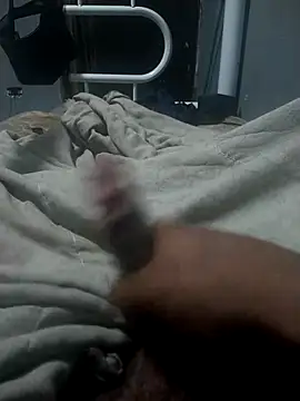 Hrickew online show from October 18, 2025, 8:53 pm