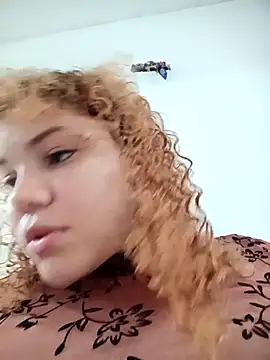 SirenRouge 69 online show from October 7, 2025, 7:55 pm