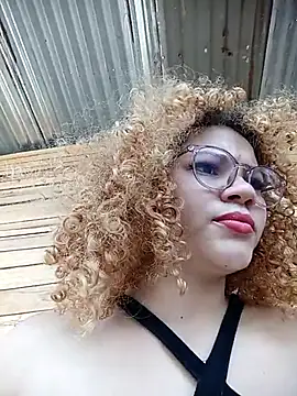 SirenRouge 69 online show from October 8, 2025, 7:00 pm