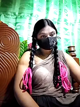 Snapshot of Mistompa24 chatting on October 15, 2025, 3:45 pm Mistompa24 online show from October 15, 2025, 3:45 pm