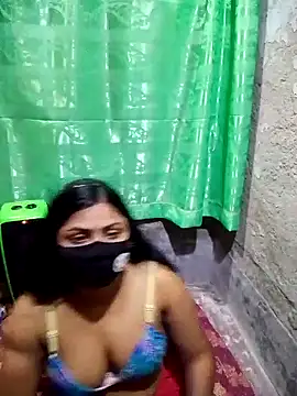 Snapshot of Mistompa24 chatting on December 2, 2025, 4:51 am Mistompa24 online show from December 2, 2025, 4:51 am