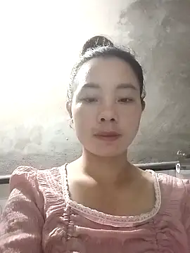 milo123-xx online show from September 13, 2025, 1:33 pm