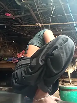 Snapshot of cute_diya_12 chatting on November 24, 2025, 2:22 am cute diya 12 online show from November 24, 2025, 2:22 am