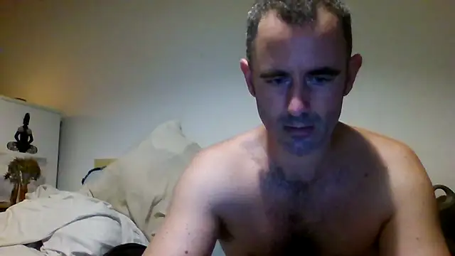 Snapshot of whatYwantMorrre chatting on October 10, 2025, 2:38 pm whatYwantMorrre online show from October 10, 2025, 2:38 pm