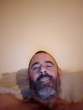 Snapshot of whatYwantMorrre chatting on October 27, 2025, 7:40 pm whatYwantMorrre online show from October 27, 2025, 7:40 pm