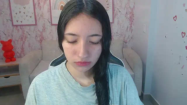 Kylie ch1 online show from November 9, 2025, 12:03 pm