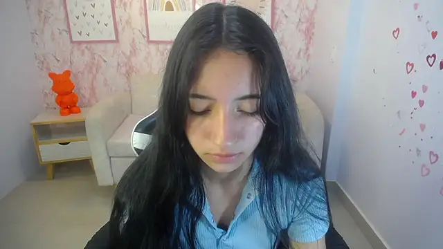 Kylie ch1 online show from November 12, 2025, 11:10 am