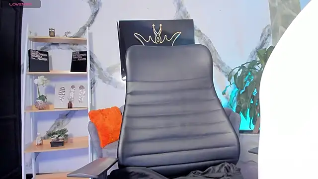 AnaRuiz1  online show from December 19, 2025, 3:02 am