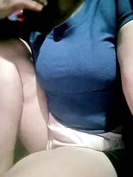 Surrilove online show from November 20, 2025, 4:07 pm