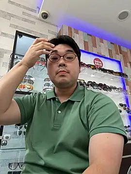 gayfucuxuc online show from September 27, 2025, 3:00 am