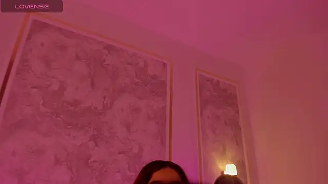 Snapshot of doll_eyees_ chatting on October 18, 2025, 2:36 am doll eyees online show from October 18, 2025, 2:36 am