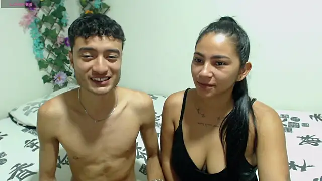 Snapshot of camiYwY chatting on November 25, 2025, 6:46 am camiYwY online show from November 25, 2025, 6:46 am