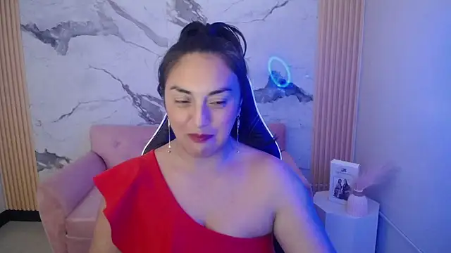 tamara ch1 online show from November 8, 2025, 2:56 am