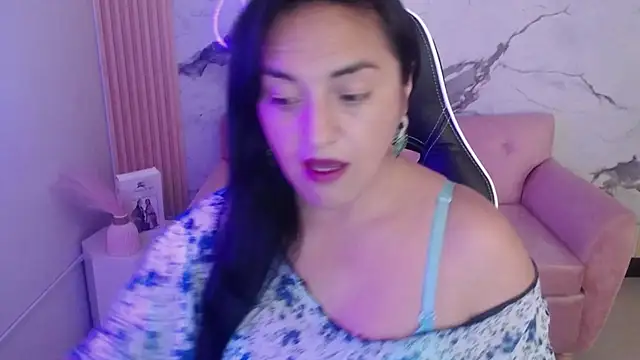 tamara ch1 online show from November 13, 2025, 3:05 am