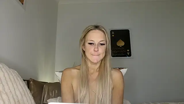 Snapshot of imyourgoodgirl69 chatting on November 29, 2025, 7:50 pm imyourgoodgirl69 online show from November 29, 2025, 7:50 pm