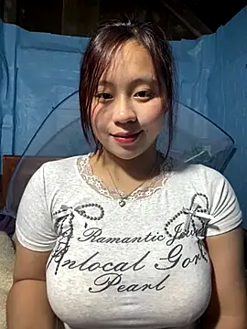 Snapshot of maianhcute chatting on December 18, 2025, 1:28 pm maianhcute online show from December 18, 2025, 1:28 pm