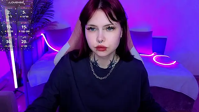 Morana Batt online show from November 14, 2025, 1:37 am