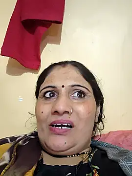 Snapshot of Rakhi99x chatting on November 15, 2025, 2:02 pm Rakhi99x online show from November 15, 2025, 2:02 pm