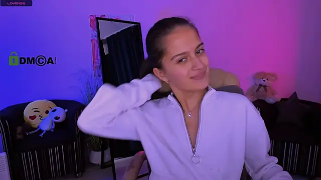 Snapshot of talia_seduce chatting on October 13, 2025, 3:12 pm talia seduce online show from October 13, 2025, 3:12 pm