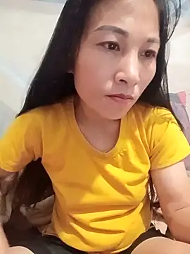 Snapshot of YAYAA-502 chatting on October 4, 2025, 10:52 pm YAYAA-502 online show from October 4, 2025, 10:52 pm