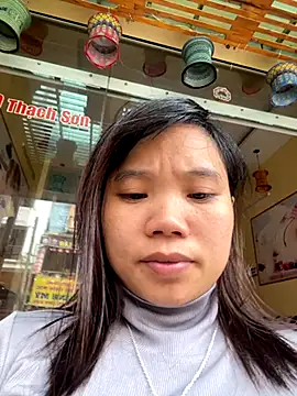 Snapshot of Ngoc-bbi chatting on September 17, 2025, 6:04 am Ngoc-bbi online show from September 17, 2025, 6:04 am