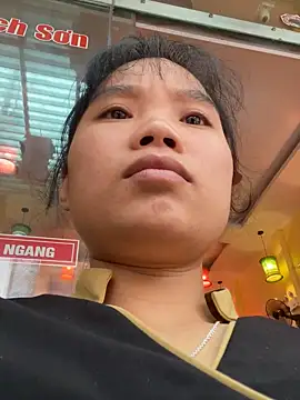 Snapshot of Ngoc-bbi chatting on September 27, 2025, 6:07 am Ngoc-bbi online show from September 27, 2025, 6:07 am