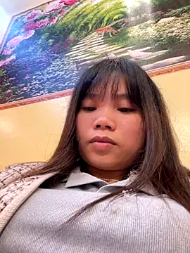 Snapshot of Ngoc-bbi chatting on September 29, 2025, 8:08 am Ngoc-bbi online show from September 29, 2025, 8:08 am