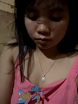 Snapshot of Ngoc-bbi chatting on October 3, 2025, 6:38 pm Ngoc-bbi online show from October 3, 2025, 6:38 pm