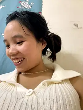 Snapshot of Ngoc-bbi chatting on October 9, 2025, 1:53 pm Ngoc-bbi online show from October 9, 2025, 1:53 pm