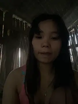 Snapshot of Ngoc-bbi chatting on October 26, 2025, 10:21 am Ngoc-bbi online show from October 26, 2025, 10:21 am