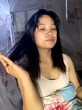 Snapshot of Ngoc-bbi chatting on October 28, 2025, 4:09 pm Ngoc-bbi online show from October 28, 2025, 4:09 pm