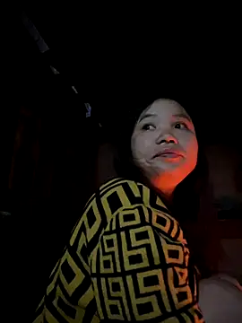 Snapshot of Ngoc-bbi chatting on November 27, 2025, 11:29 pm Ngoc-bbi online show from November 27, 2025, 11:29 pm