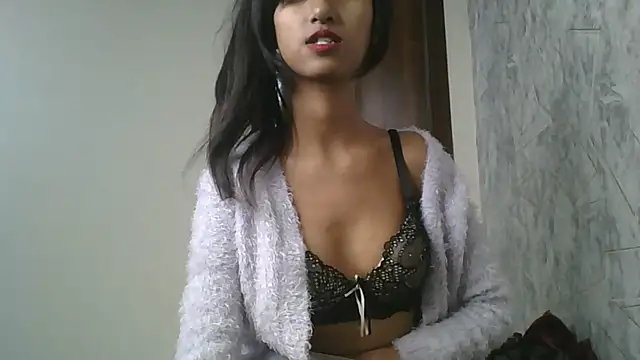 lily 9900 online show from November 29, 2025, 7:28 pm