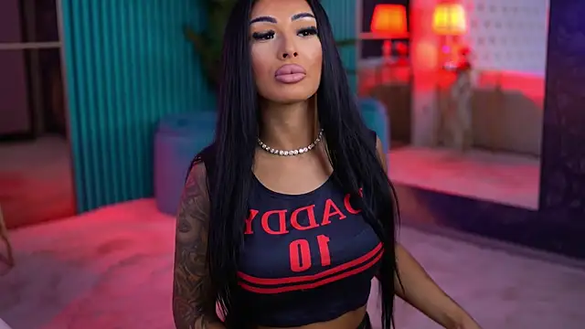 ArabellaPosh online show from October 15, 2025, 5:07 am