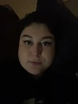 DazzzlingDame online show from November 8, 2025, 3:56 pm