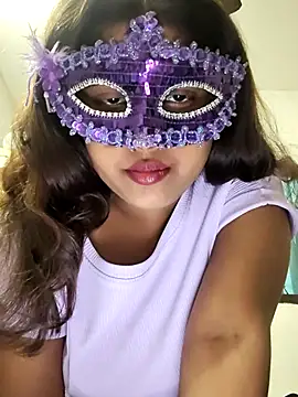 Snapshot of karina_0099 chatting on November 10, 2025, 6:01 am karina 0099 online show from November 10, 2025, 6:01 am