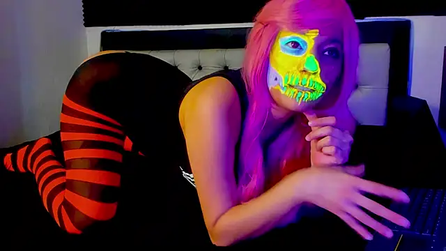 Snapshot of Akalidemon chatting on October 27, 2025, 4:05 am Akalidemon online show from October 27, 2025, 4:05 am