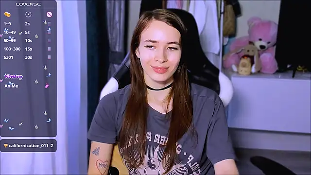 ZoyaMill online show from October 7, 2025, 6:21 am