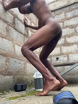 Makemecum634941 online show from September 25, 2025, 8:51 am