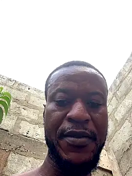 Makemecum634941 online show from October 6, 2025, 8:34 am