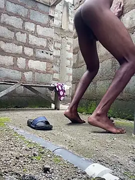 Makemecum634941 online show from October 9, 2025, 8:56 am