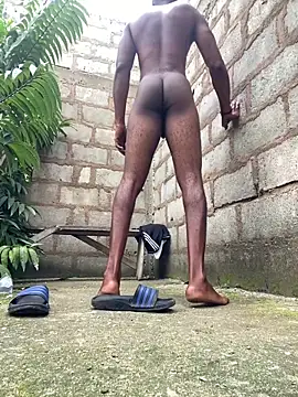 Makemecum634941 online show from November 12, 2025, 8:37 am