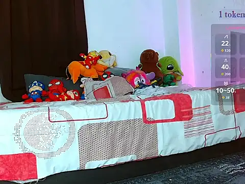 aaronjames1 online show from December 1, 2025, 10:26 pm