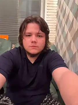 Snapshot of desiredude9 chatting on November 16, 2025, 7:30 pm desiredude9 online show from November 16, 2025, 7:30 pm