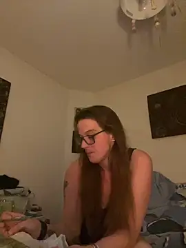 kittykatbean online show from November 22, 2025, 11:15 pm