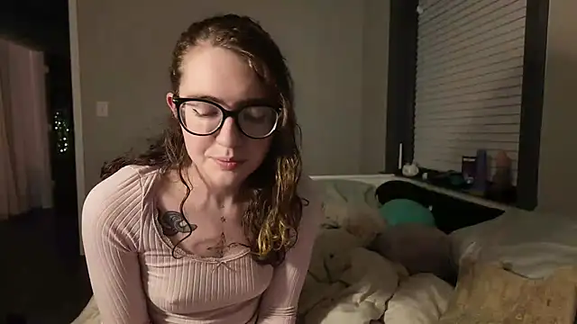 knottybunny online show from November 26, 2025, 11:44 am